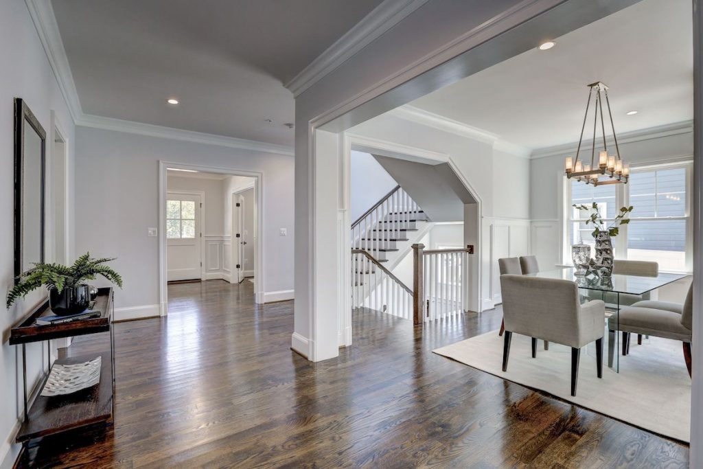 Foyer - Meridian Homes Inc.