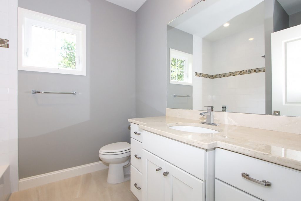 Bathrooms - Meridian Homes Inc.